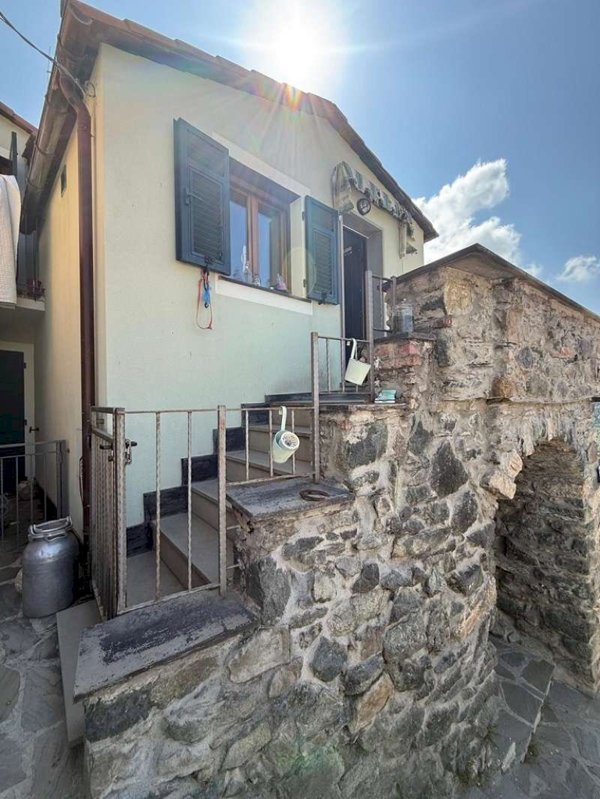 casa indipendente in vendita a Sestri Levante