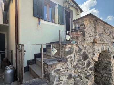 casa indipendente in vendita a Sestri Levante in zona Monte Domenico