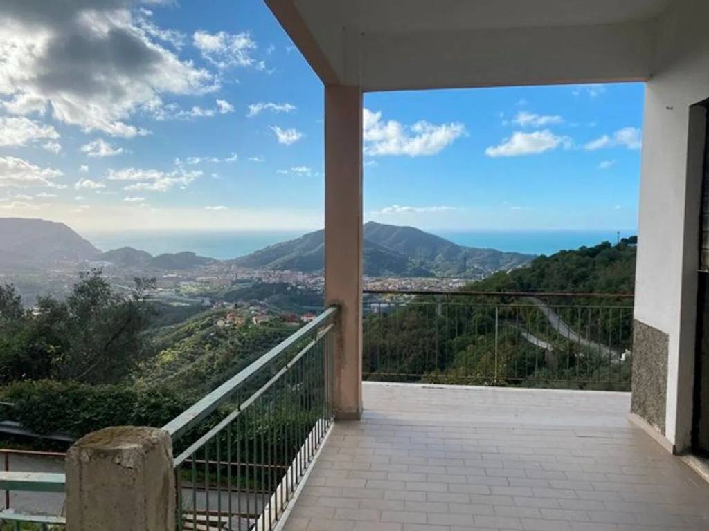 casa indipendente in vendita a Sestri Levante