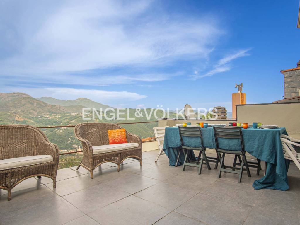 casa indipendente in vendita a Sestri Levante