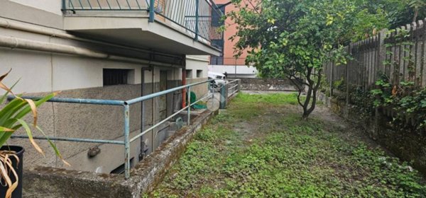 locale di sgombero in vendita a Sestri Levante