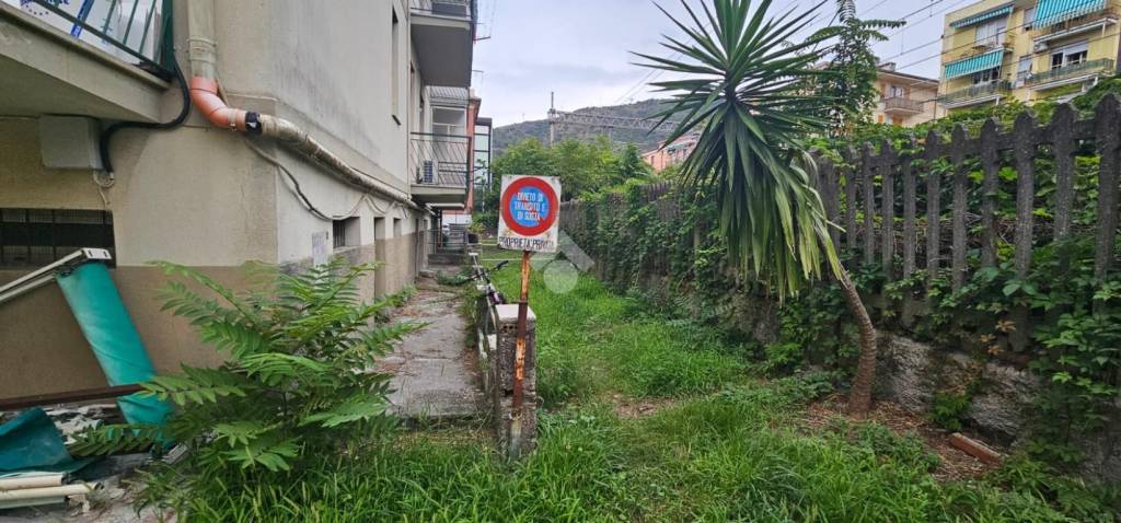 locale di sgombero in vendita a Sestri Levante