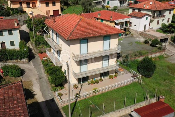 appartamento in vendita a Sestri Levante in zona Santa Vittoria di Libiola