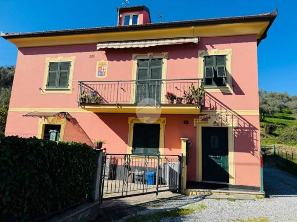 quadrivano in vendita a Sestri Levante in zona Riva Trigoso