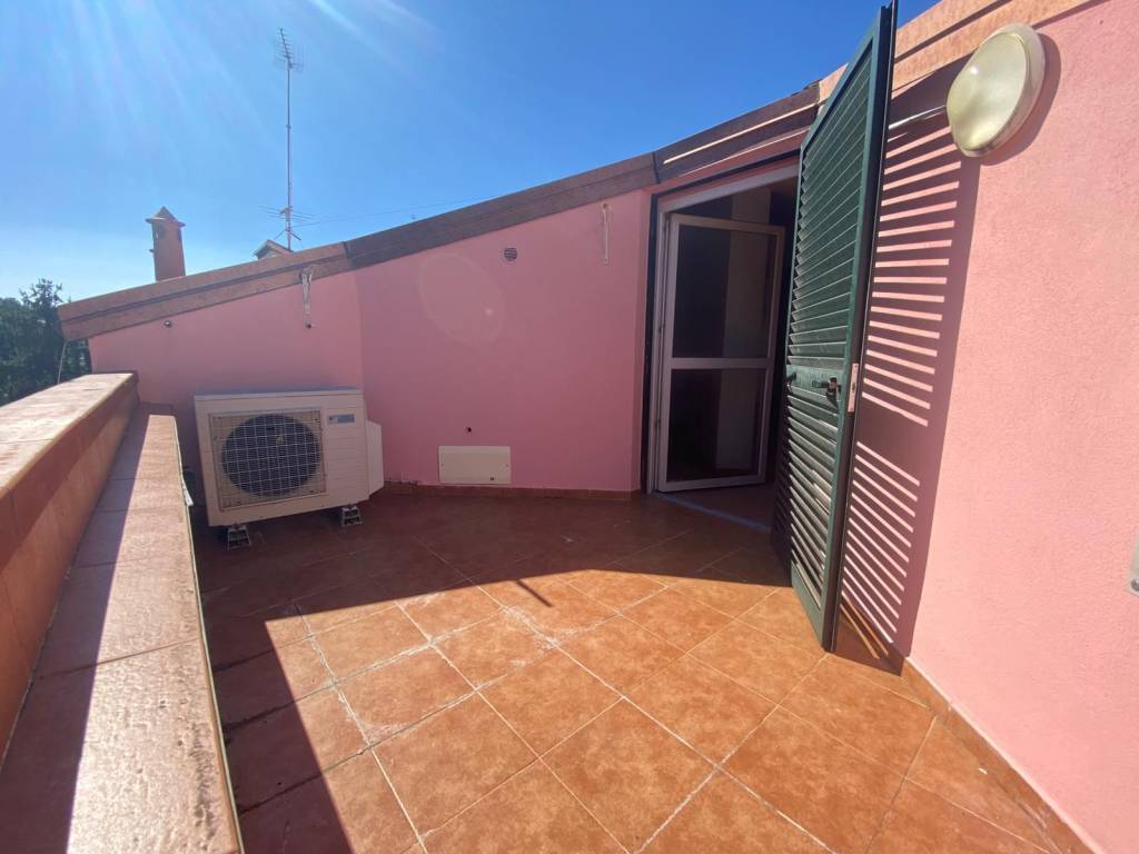 appartamento in vendita a Sestri Levante in zona Riva Trigoso