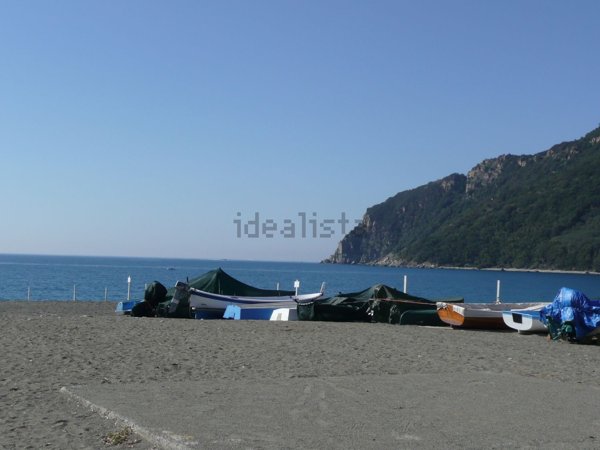 appartamento in vendita a Sestri Levante in zona Riva Trigoso