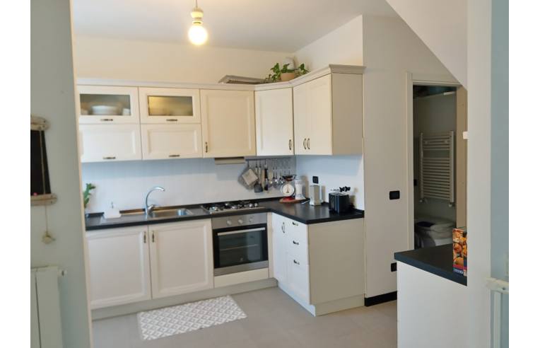 appartamento in vendita a Sestri Levante in zona Tassani