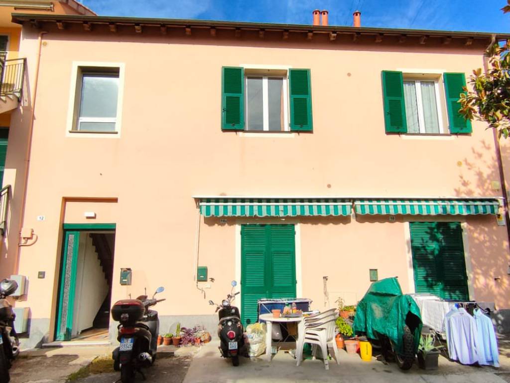 casa indipendente in vendita a Sestri Levante