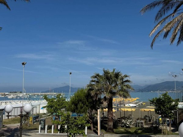 appartamento in vendita a Sestri Levante