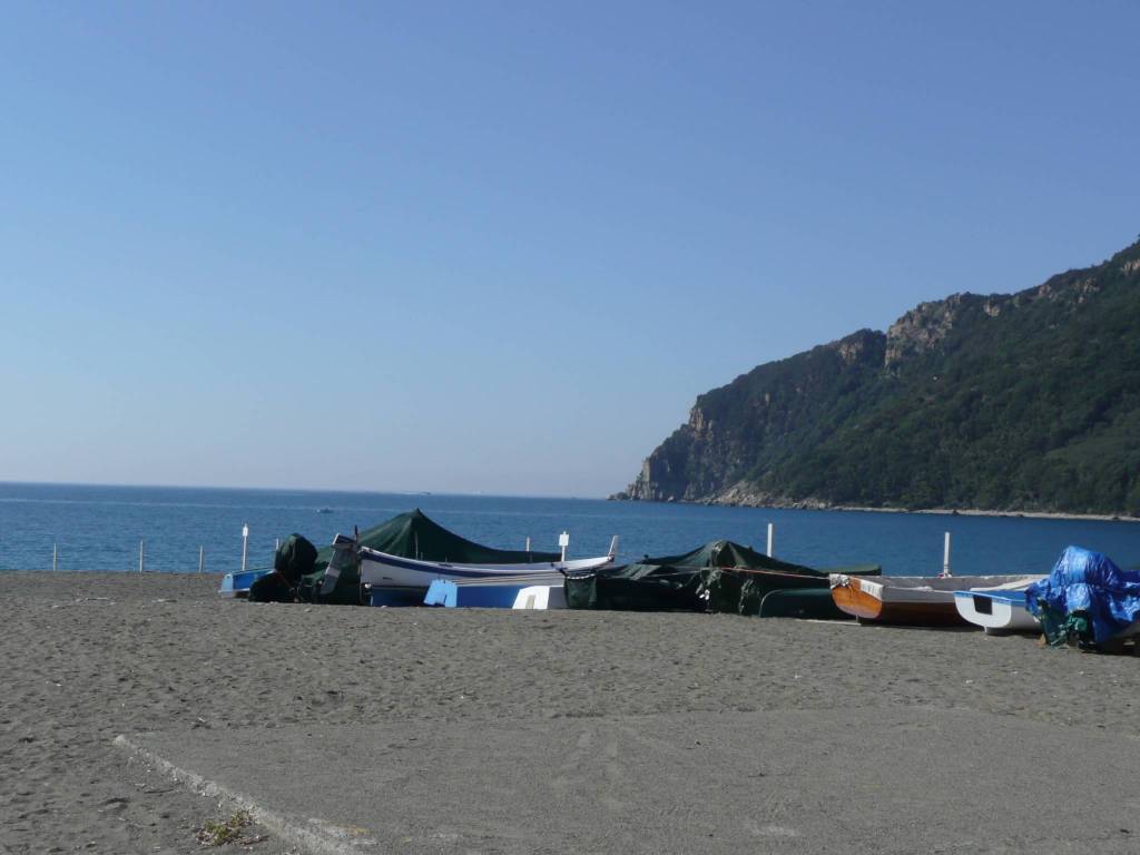 appartamento in vendita a Sestri Levante in zona Riva Trigoso