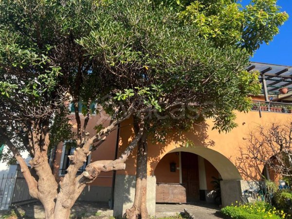 casa indipendente in vendita a Sestri Levante in zona Villa Libiola