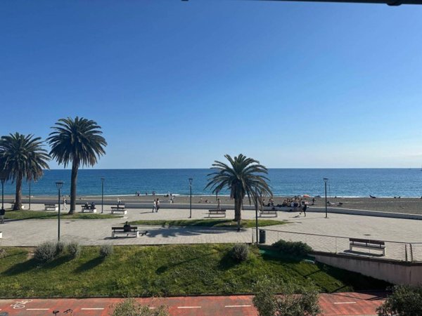 appartamento in vendita a Sestri Levante in zona Riva Trigoso