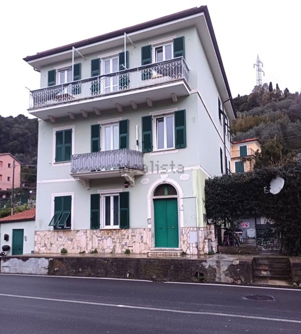 appartamento in vendita a Sestri Levante in zona Riva Trigoso