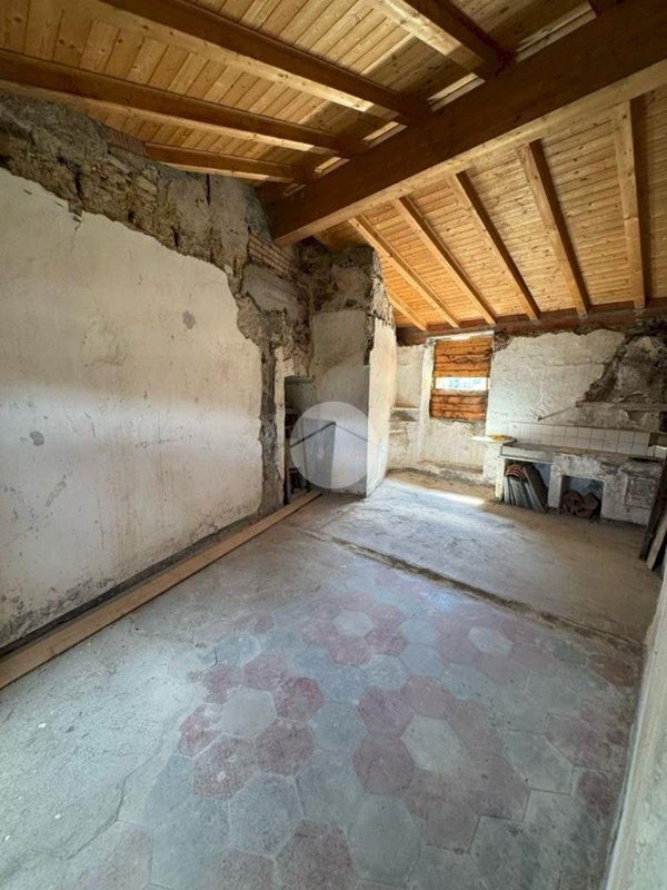 casa indipendente in vendita a Sestri Levante in zona Loto