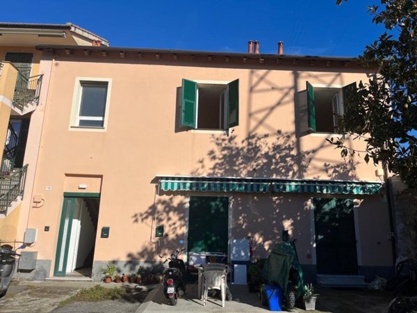 appartamento in vendita a Sestri Levante in zona Pila sul Gromolo