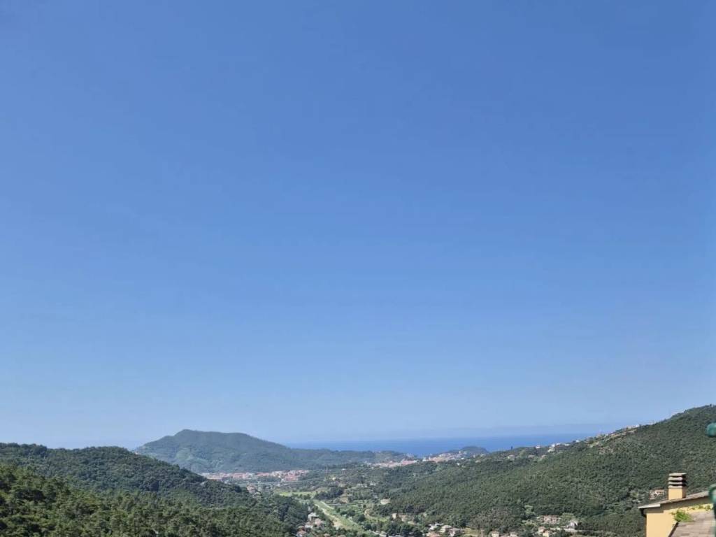 casa indipendente in vendita a Sestri Levante in zona Villa Rovereto