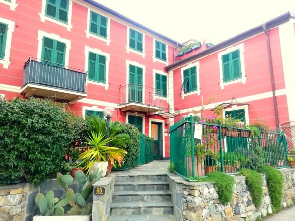 appartamento in vendita a Sestri Levante in zona Riva Trigoso