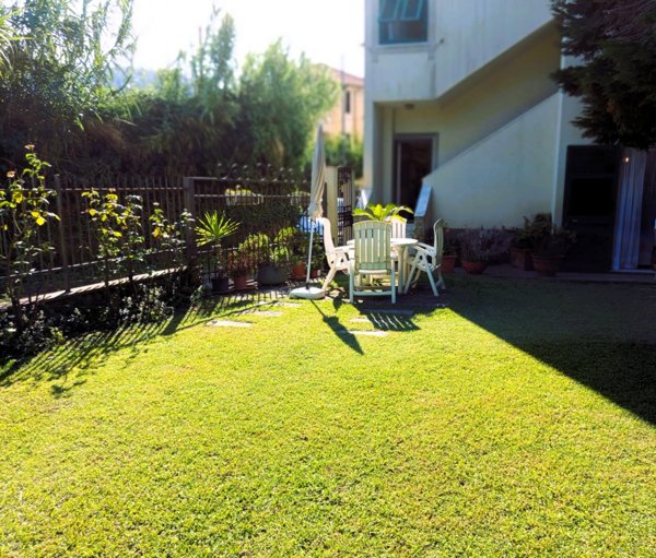 appartamento in vendita a Sestri Levante in zona Riva Trigoso