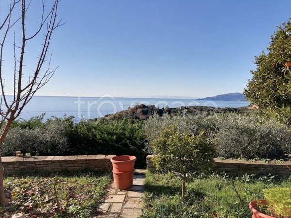 casa indipendente in vendita a Sestri Levante