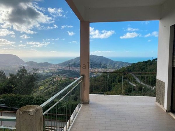 casa indipendente in vendita a Sestri Levante