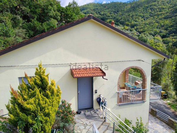 casa indipendente in vendita a Sestri Levante