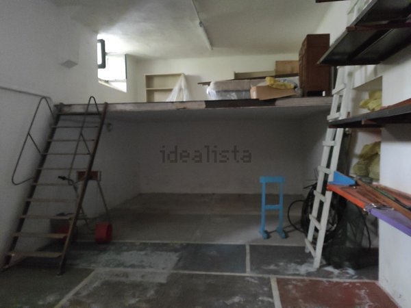 locale di sgombero in vendita a Sestri Levante in zona Riva Trigoso