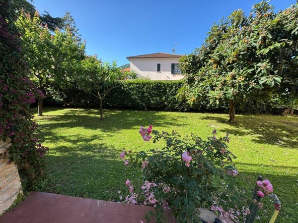 casa indipendente in vendita a Sestri Levante in zona Pila sul Gromolo
