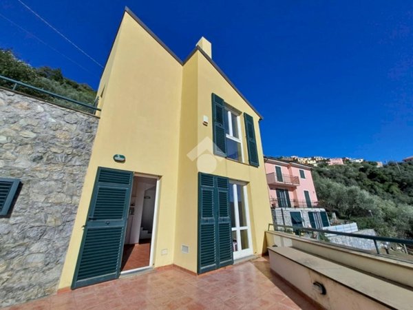 casa indipendente in vendita a Sestri Levante in zona Cascine di Sotto