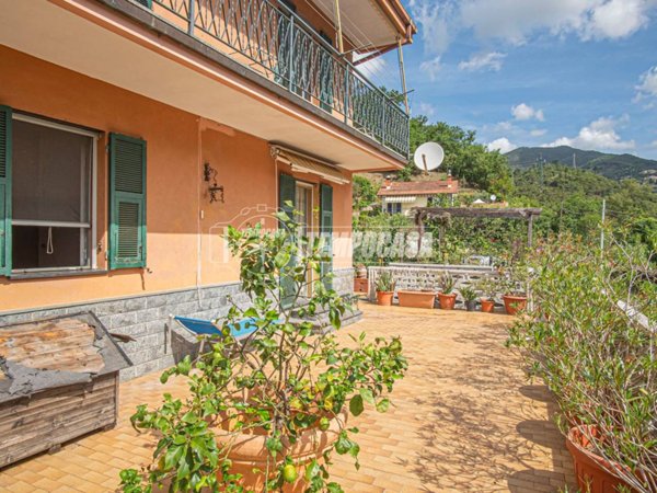 casa indipendente in vendita a Sestri Levante in zona Santa Vittoria di Libiola