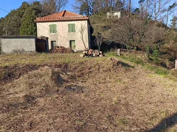 casa indipendente in vendita a Sestri Levante in zona Villa Rovereto