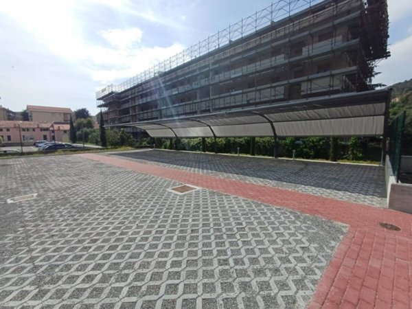 locale di sgombero in vendita a Sestri Levante in zona Santo Stefano