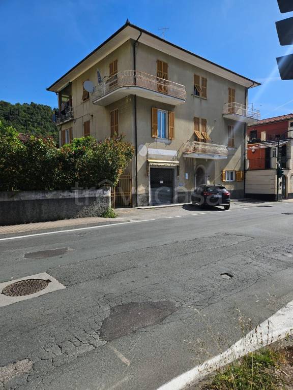 negozio in vendita a Sestri Levante in zona Pila sul Gromolo