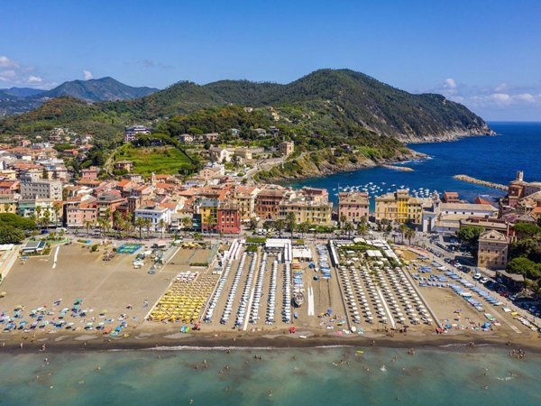 appartamento in vendita a Sestri Levante in zona Santo Stefano
