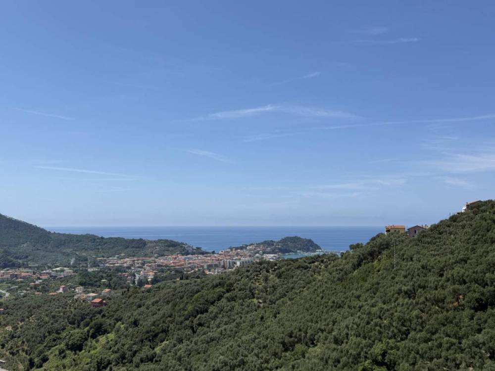 appartamento in vendita a Sestri Levante in zona Villa Carmelo