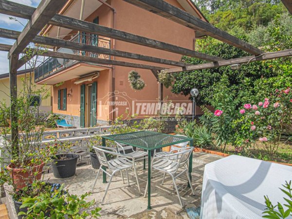 casa indipendente in vendita a Sestri Levante in zona Santa Vittoria di Libiola