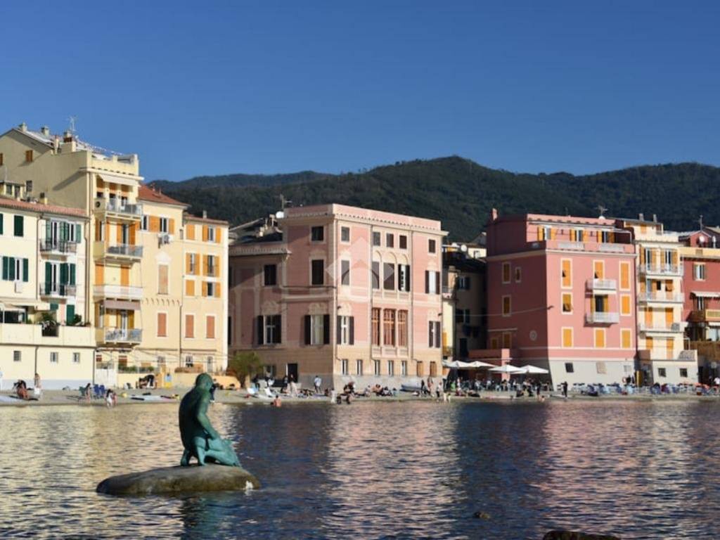 negozio in vendita a Sestri Levante in zona Pila sul Gromolo