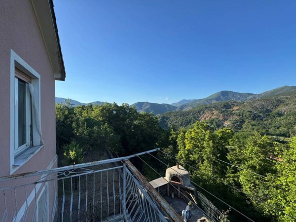 casa indipendente in vendita a Sestri Levante