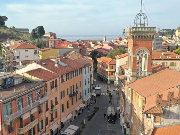 locale commerciale in vendita a Sestri Levante