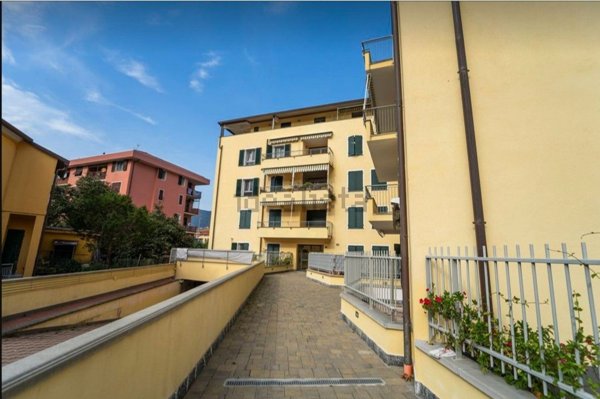appartamento in vendita a Sestri Levante in zona Pila sul Gromolo