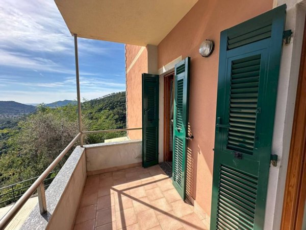 appartamento in vendita a Sestri Levante in zona Monte Domenico