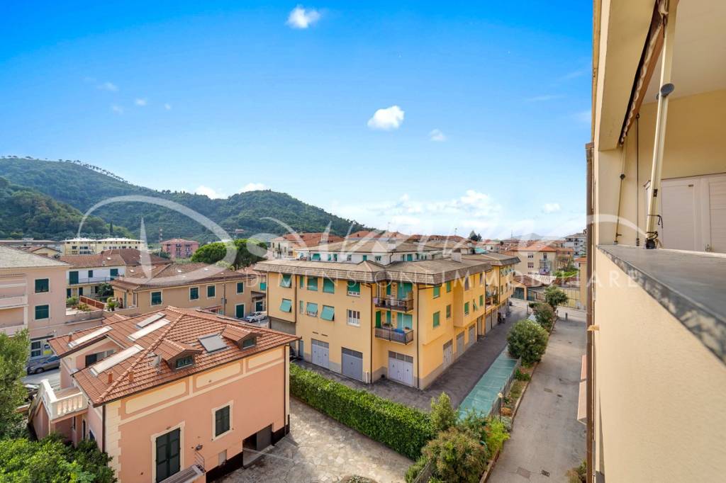 appartamento in vendita a Sestri Levante in zona Pila sul Gromolo