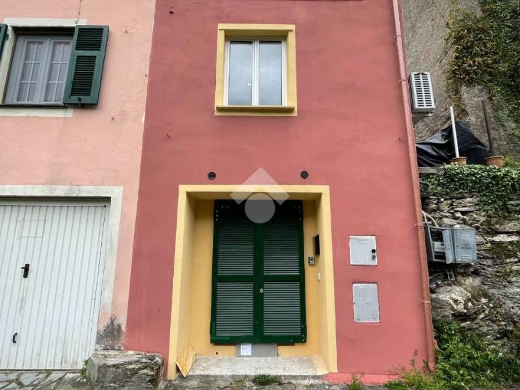 appartamento in vendita a Sori in zona Lago