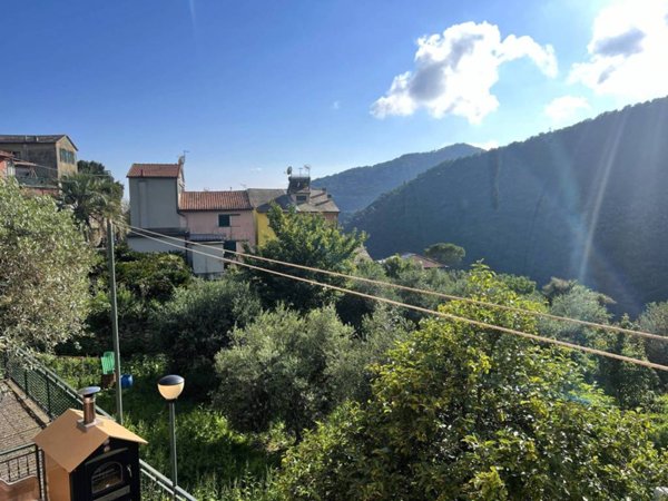 appartamento in vendita a Sori in zona Capreno