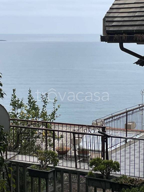 appartamento in vendita a Sori