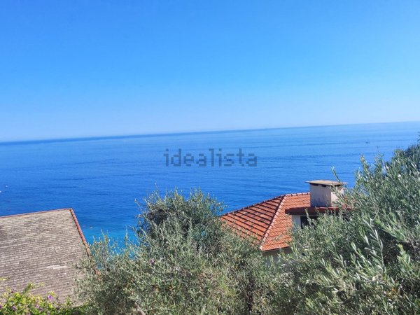 casa indipendente in vendita a Sori