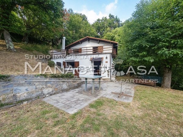 casa indipendente in vendita a Sori in zona Sussisa