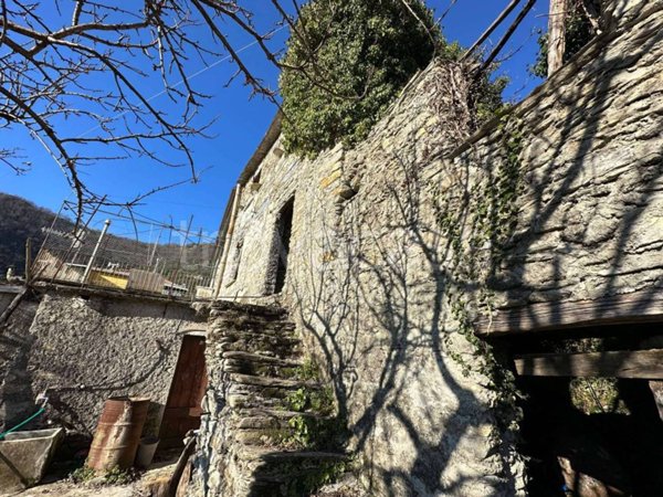 appartamento in vendita a Sori in zona Levà