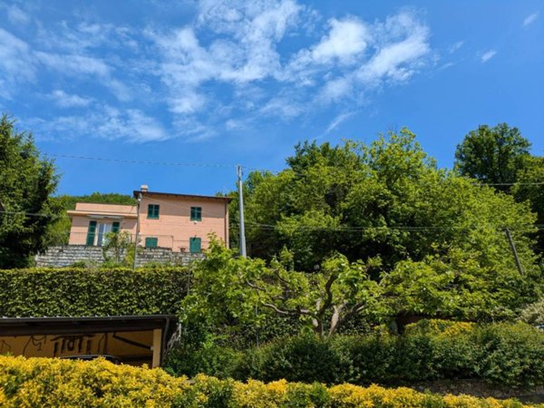 casa indipendente in vendita a Sori in zona Sussisa