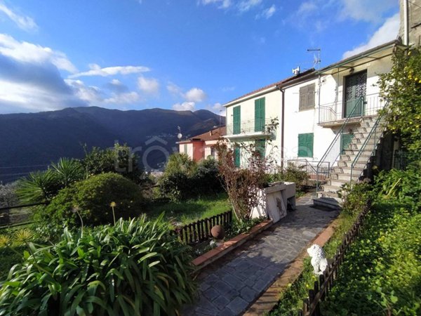 appartamento in vendita a Sori in zona Capreno