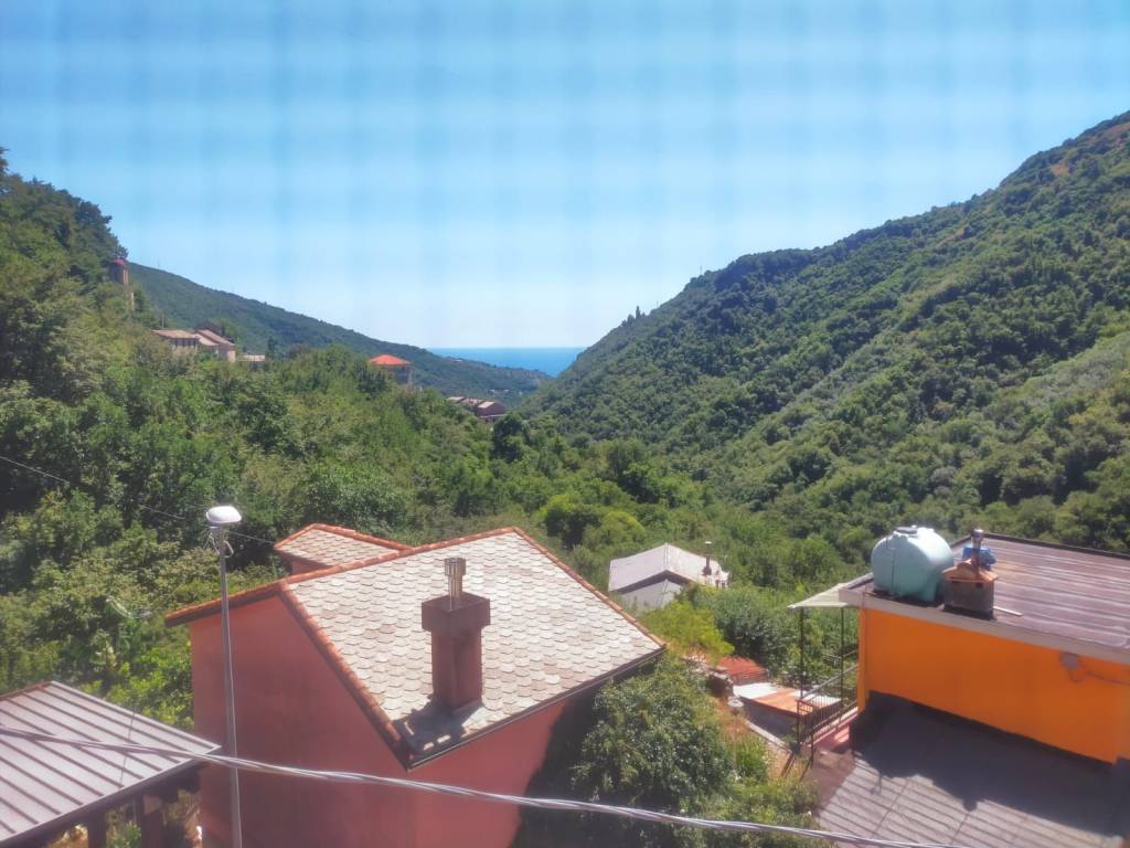 appartamento in vendita a Sori in zona Sussisa